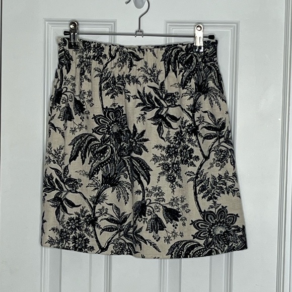 J. Crew Floral Navy and Cream Skirt - Picture 1 of 6